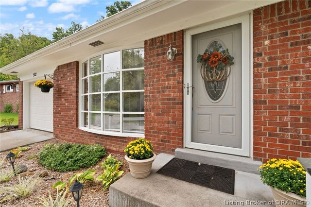 512 Hamlet Drive, New Albany, IN 47150