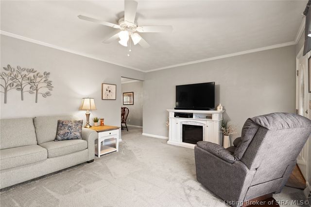 512 Hamlet Drive, New Albany, IN 47150