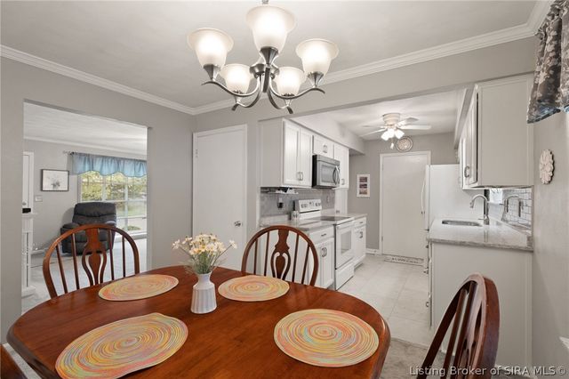 512 Hamlet Drive, New Albany, IN 47150