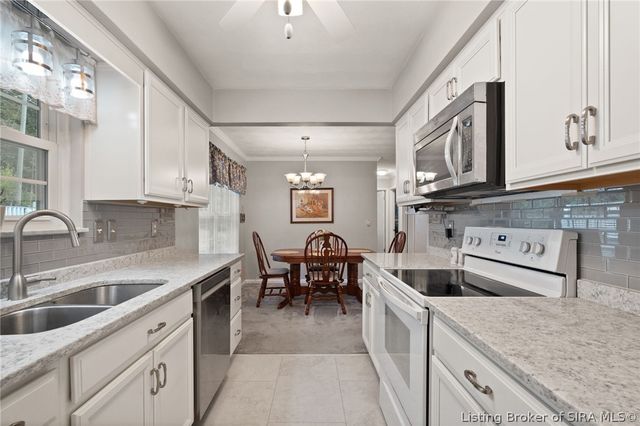 512 Hamlet Drive, New Albany, IN 47150