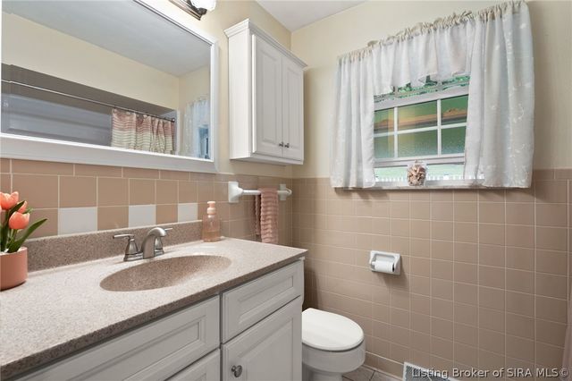 512 Hamlet Drive, New Albany, IN 47150