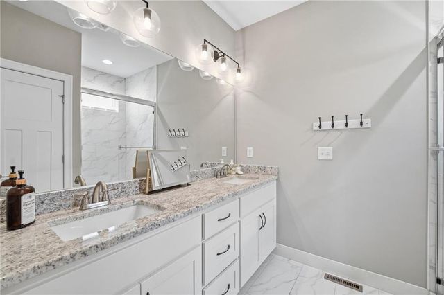 15264 W 171st Terrace, Olathe, KS 66062