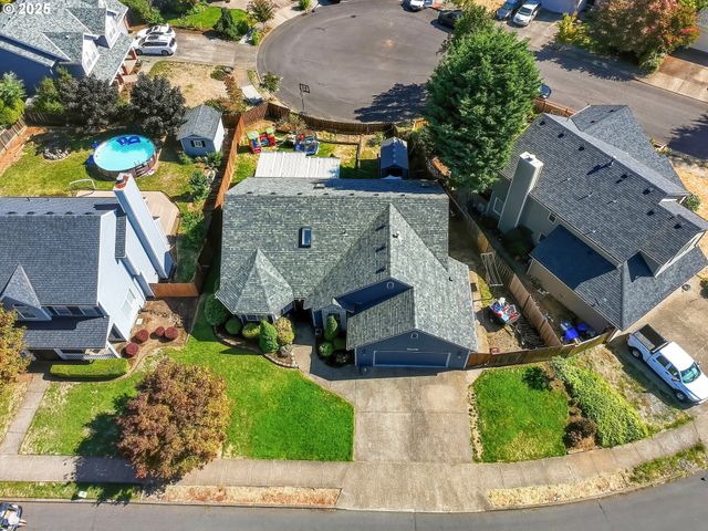 19346 TOWERCREST Dr, Oregon City, OR 97045