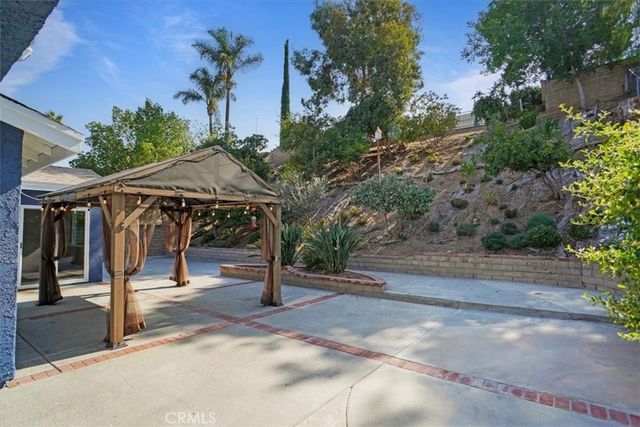 23118 Tupelo Ridge, Valencia, CA 91354