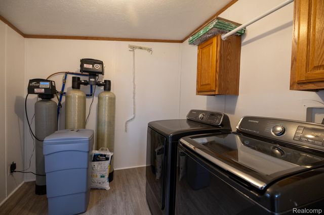 9198 Ashdown Avenue, White Lake Charter Township, MI 48386