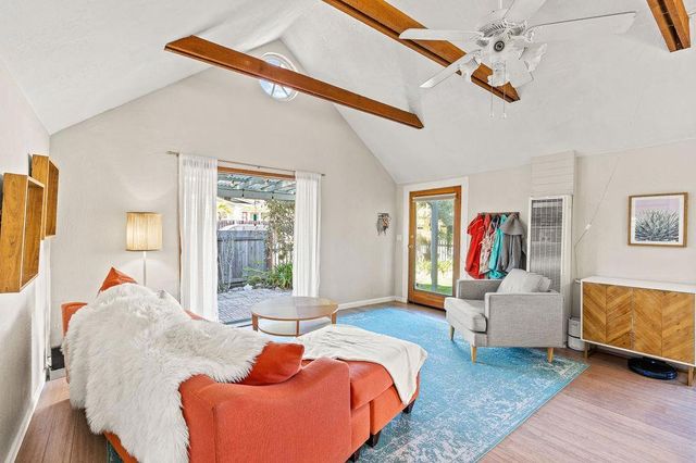 552 14th Ave, Santa Cruz, CA 95062