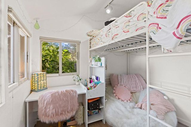 552 14th Ave, Santa Cruz, CA 95062