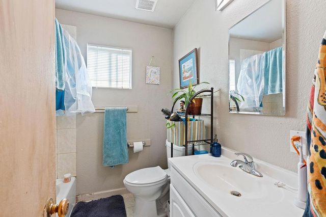 552 14th Ave, Santa Cruz, CA 95062