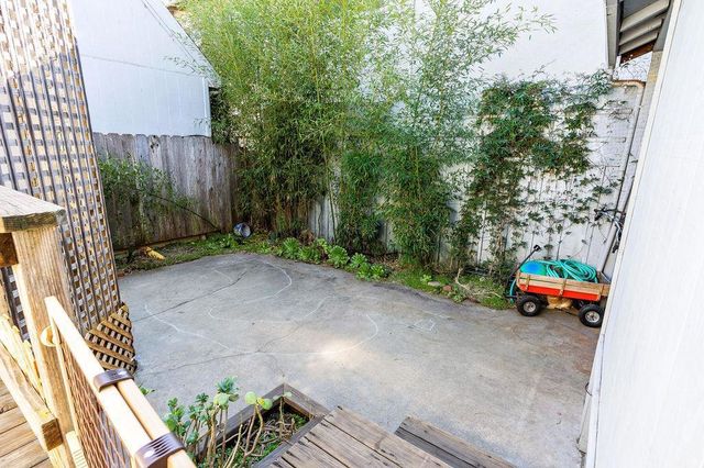 552 14th Ave, Santa Cruz, CA 95062