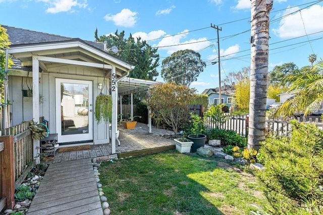 552 14th Ave, Santa Cruz, CA 95062