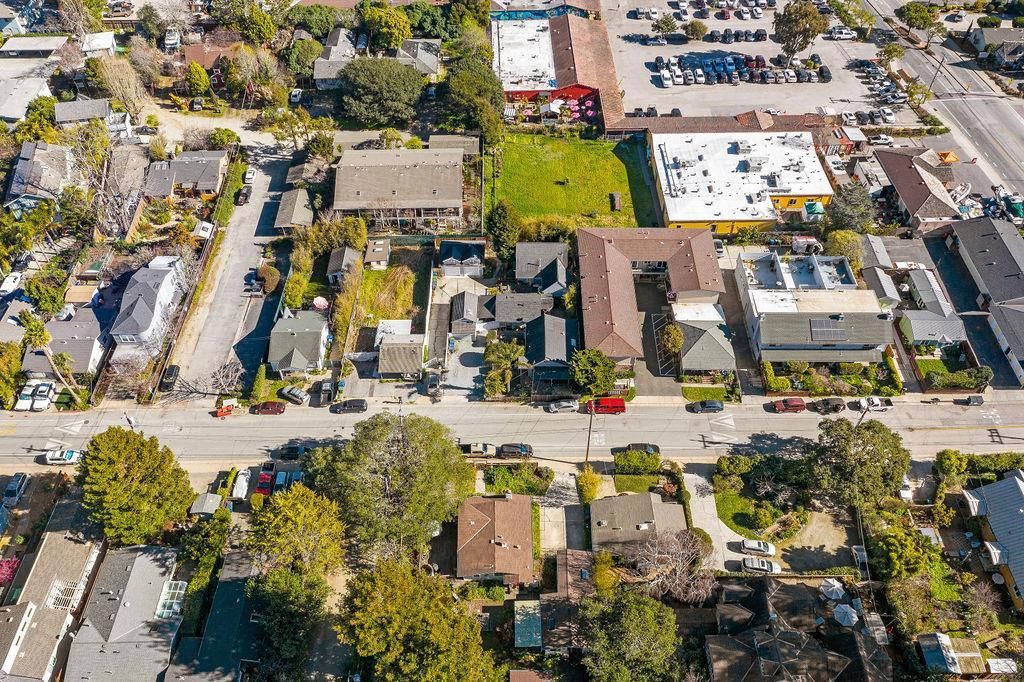 552 14th Ave, Santa Cruz, CA 95062