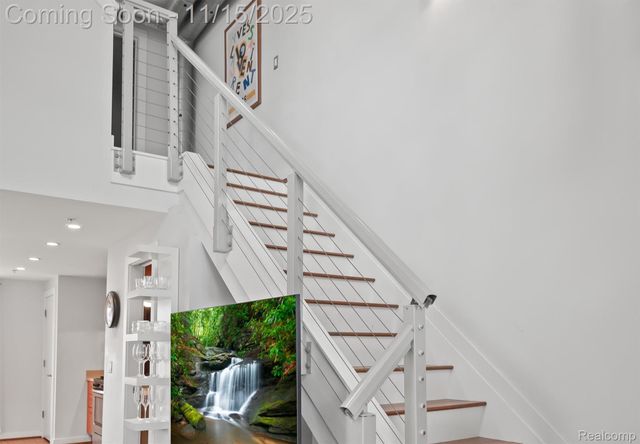 670 W 11 Mile Road, Royal Oak, MI 48067