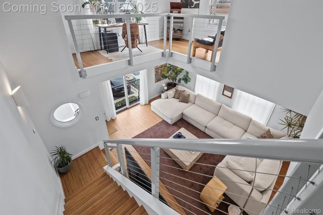 670 W 11 Mile Road, Royal Oak, MI 48067