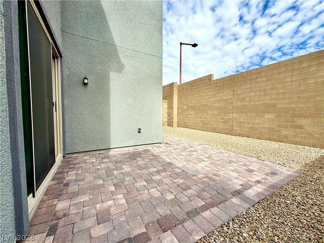 11852 Black Canary Avenue, Las Vegas, NV 89138