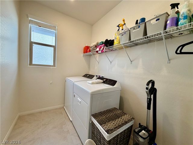 11852 Black Canary Avenue, Las Vegas, NV 89138