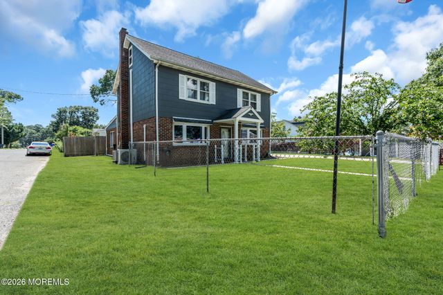 857 Stapleton Avenue, Brick, NJ 08723