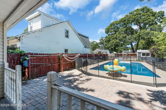 857 Stapleton Avenue, Brick, NJ 08723