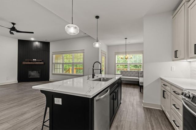 26 Ingleborough Drive, Bella Vista, AR 72715