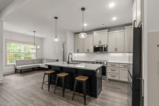 26 Ingleborough Drive, Bella Vista, AR 72715