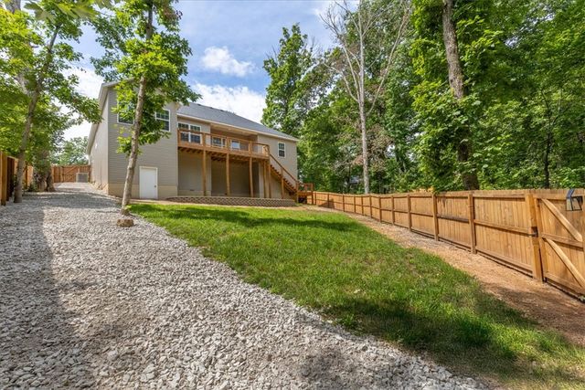26 Ingleborough Drive, Bella Vista, AR 72715