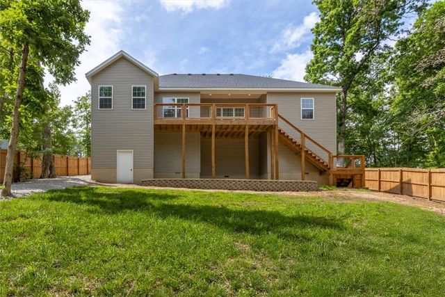 26 Ingleborough Drive, Bella Vista, AR 72715