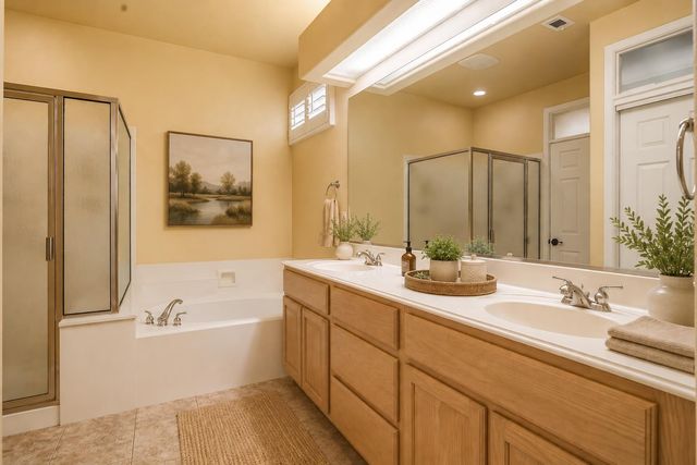 102 Wild Rose DR, Georgetown, TX 78633
