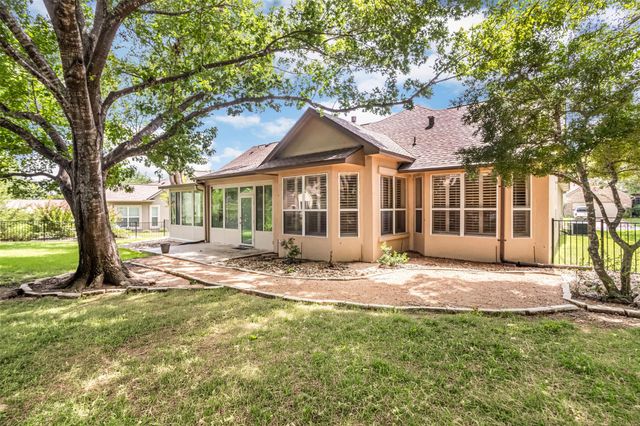 102 Wild Rose DR, Georgetown, TX 78633
