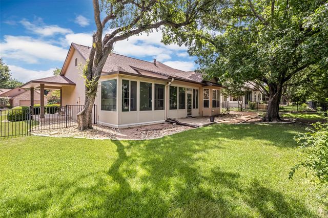 102 Wild Rose DR, Georgetown, TX 78633