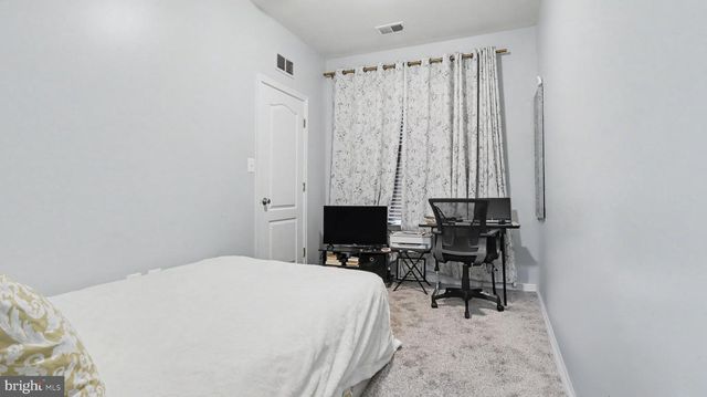 663 ANACOSTIA AVE NE, Washington, DC 20019