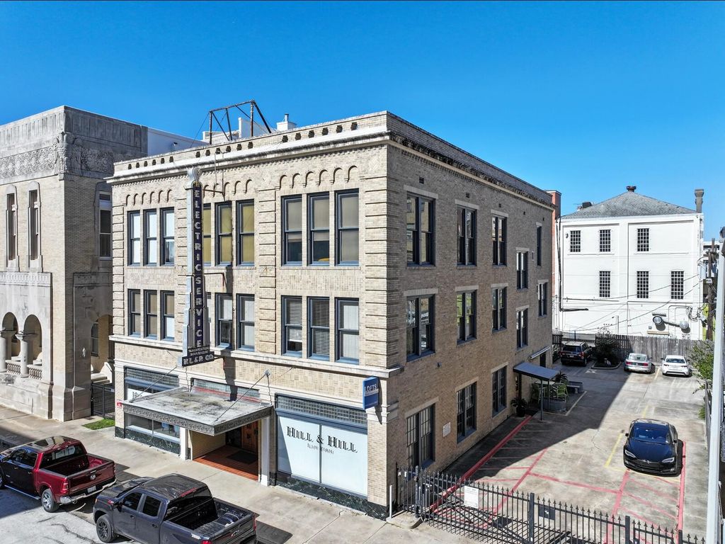 2116 Church Street 3A, Galveston, TX 77550