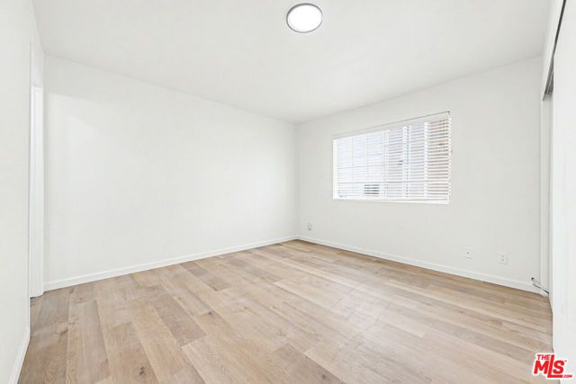 1820 S Barrington Avenue 202, Los Angeles, CA 90025
