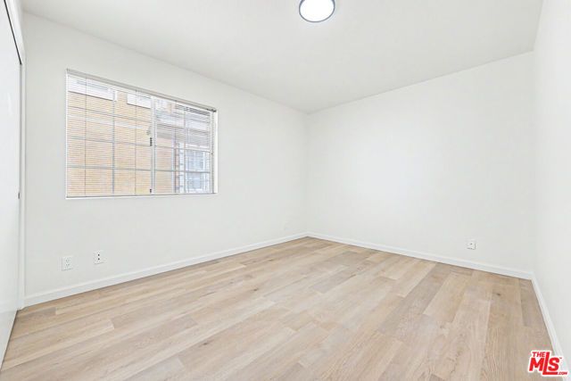 1820 S Barrington Avenue 202, Los Angeles, CA 90025