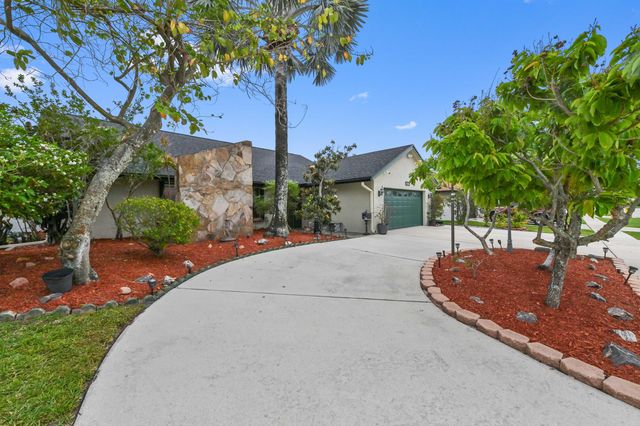 8372 Myakka Court, Lake Worth, FL 33467