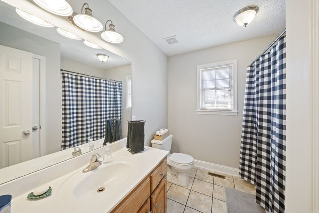 7291 W Cook Rd, Springfield, TN 37172
