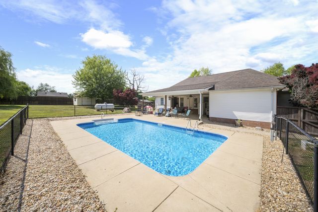 7291 W Cook Rd, Springfield, TN 37172