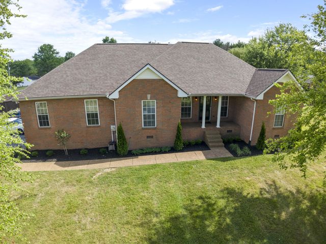 7291 W Cook Rd, Springfield, TN 37172