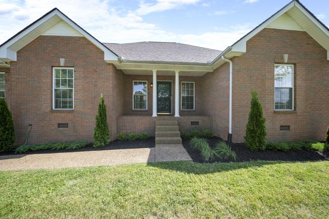 7291 W Cook Rd, Springfield, TN 37172