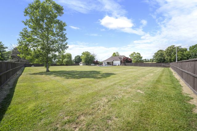 7291 W Cook Rd, Springfield, TN 37172