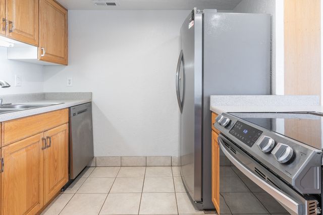 5976 S SULTAN CIR, Murray, UT 84107