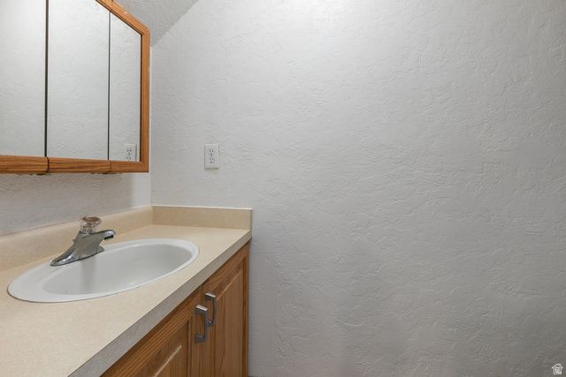 5976 S SULTAN CIR, Murray, UT 84107