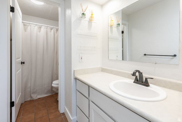 5976 S SULTAN CIR, Murray, UT 84107