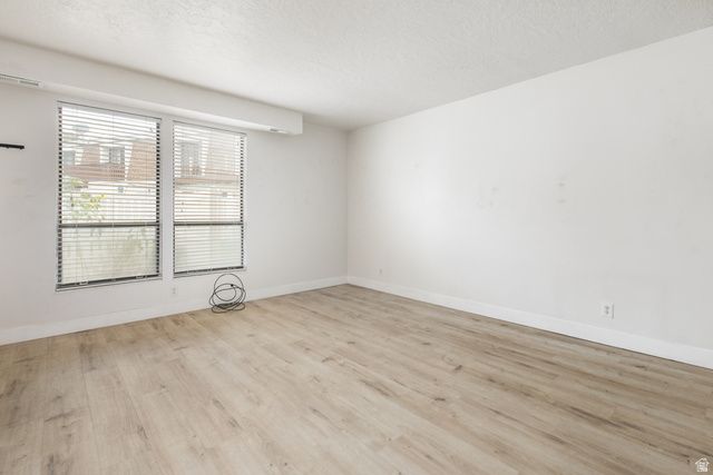 5976 S SULTAN CIR, Murray, UT 84107