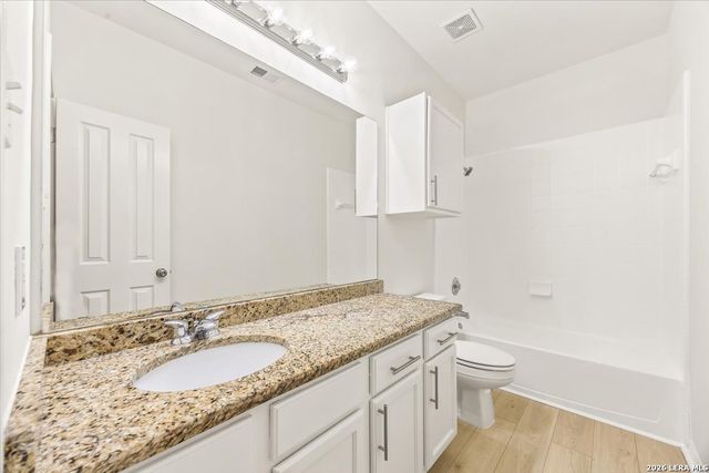 240 CINNABAR TRL, Cibolo, TX 78108