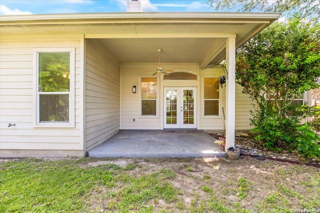 240 CINNABAR TRL, Cibolo, TX 78108