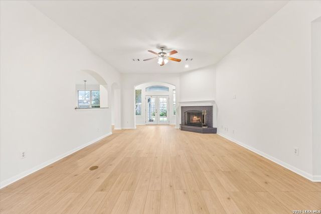 240 CINNABAR TRL, Cibolo, TX 78108