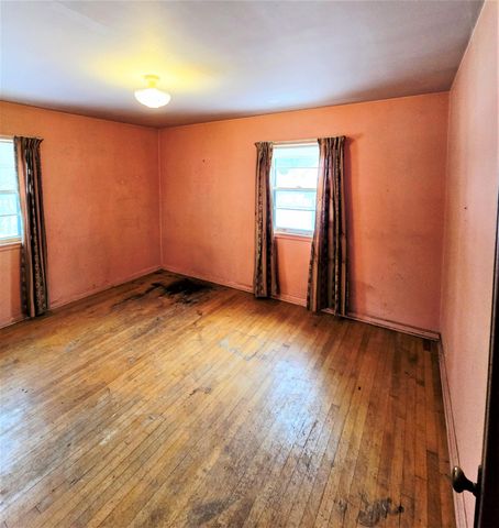 1217 3rd Street S, Moorhead, MN 56560