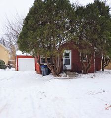 1217 3rd Street S, Moorhead, MN 56560
