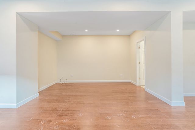 4019 N Tripp Avenue, Chicago, IL 60641