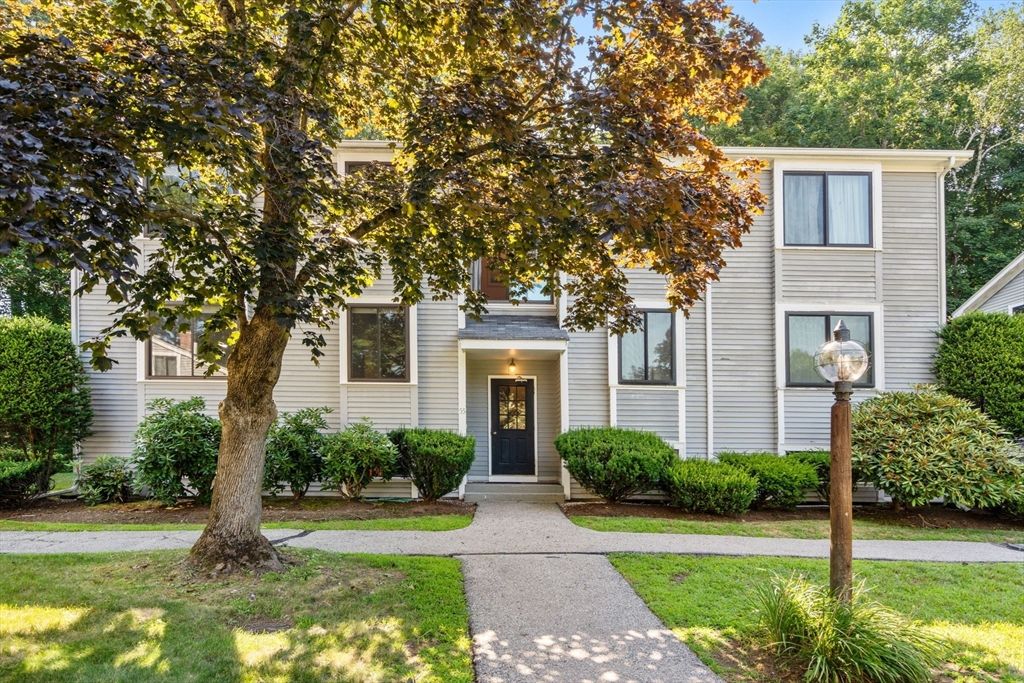 55 Staffordshire Lane C, Concord, MA 01742
