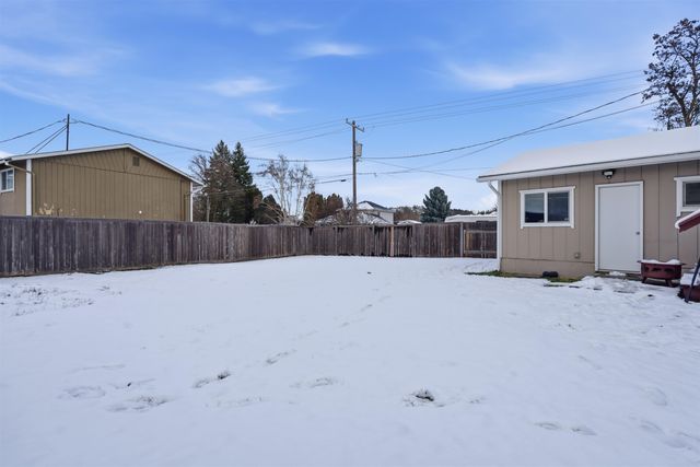 3120 S Progress Rd, Veradale, WA 99037